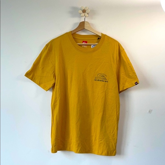Quiksilver Yellow Short Sleeve Tee Casual Cotton - Picture 1 of 5